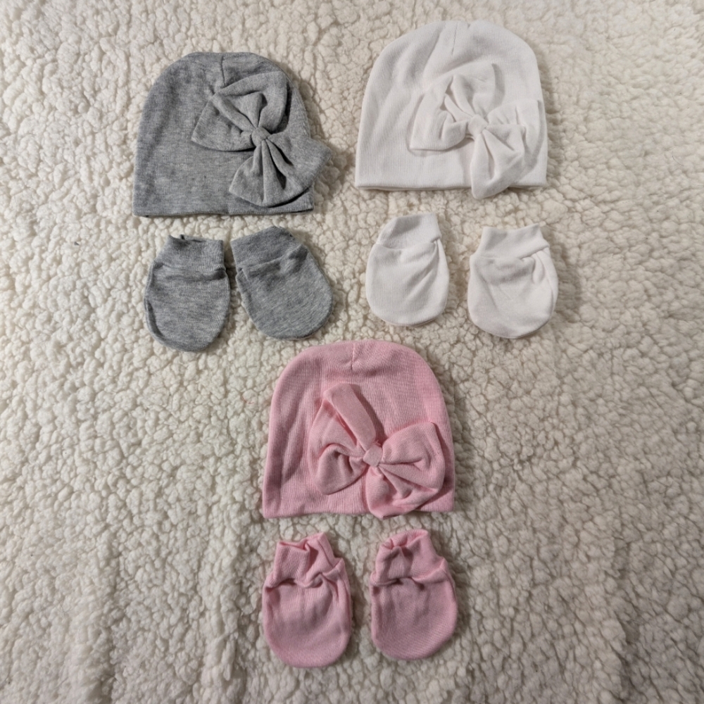 3 Infant Baby Newborn Hats and Mits